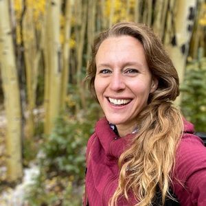 Meet your Posher, Carolyn